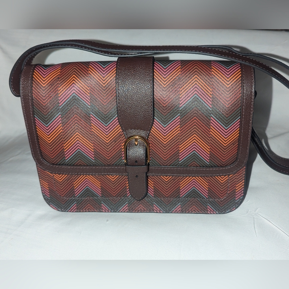 Fossil Zoey Large Flap Crossbody Bag In Multi Harlow Print.